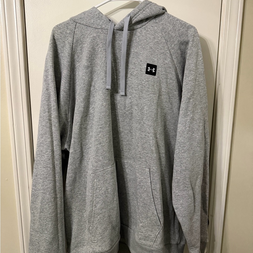 Under Armour Men's Light Gray Hoodie